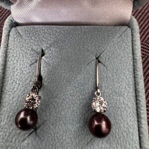 Epiphany black pearl earings vintage but never worn